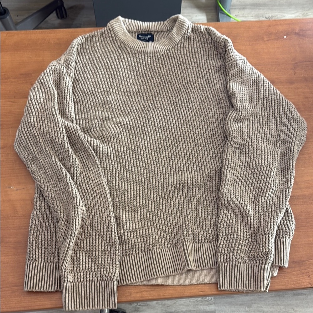 Men's Abercrombie and fitch thick Tan Sweater
